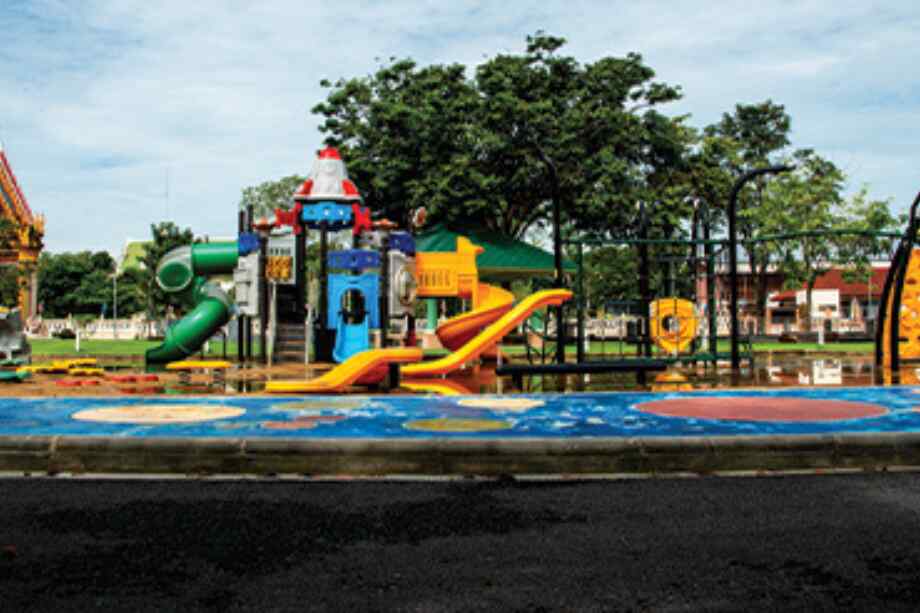 Apex-Green-Wood-kids-play-area