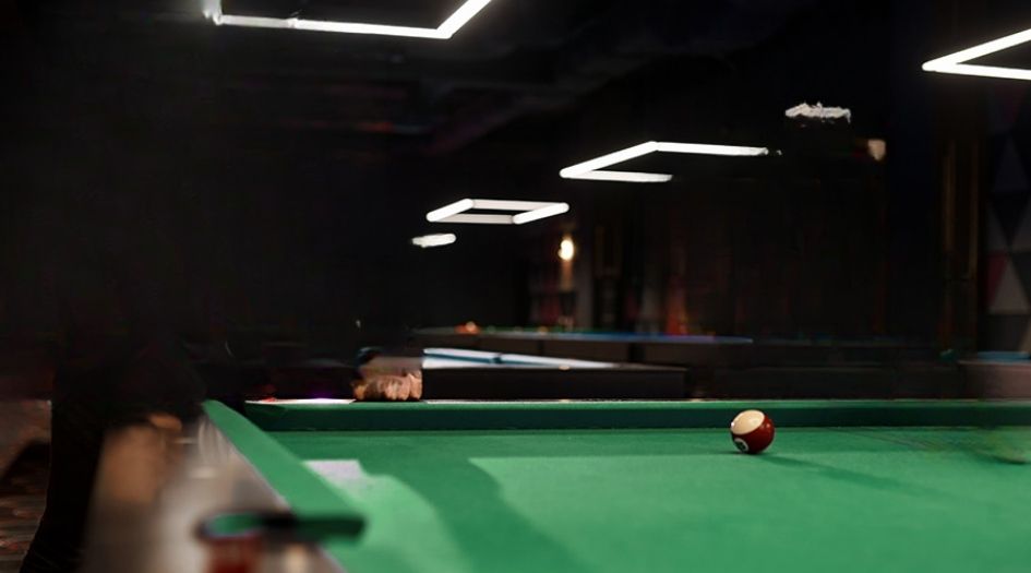 CR-Meluha-Gallery-Table-pool