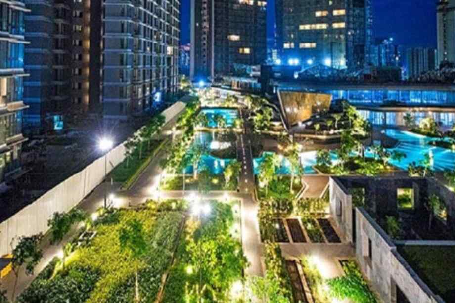 Raheja-Modern-Vivarea-garden