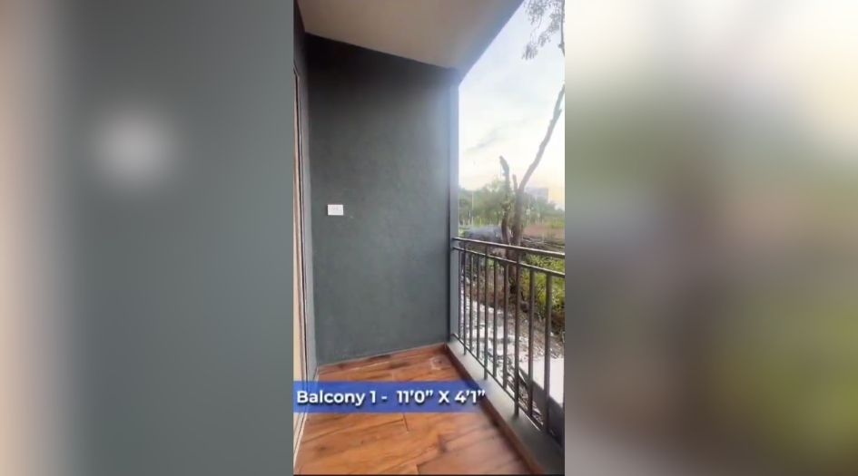 Sitai-RKH-Mountain-Manor-Balcony-1