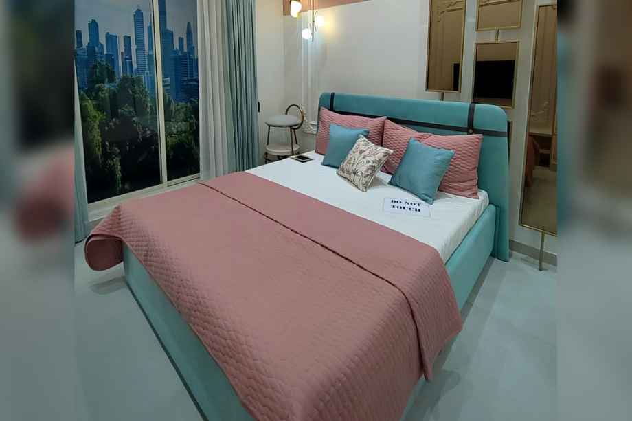 Bhoomi-Lakescape-Gallery-Master-Bedroom