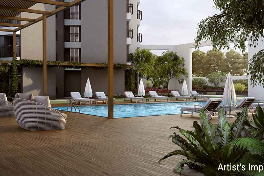 Dynamix-Parkwoods-Amenities-Swimming-Pool-with-Deck