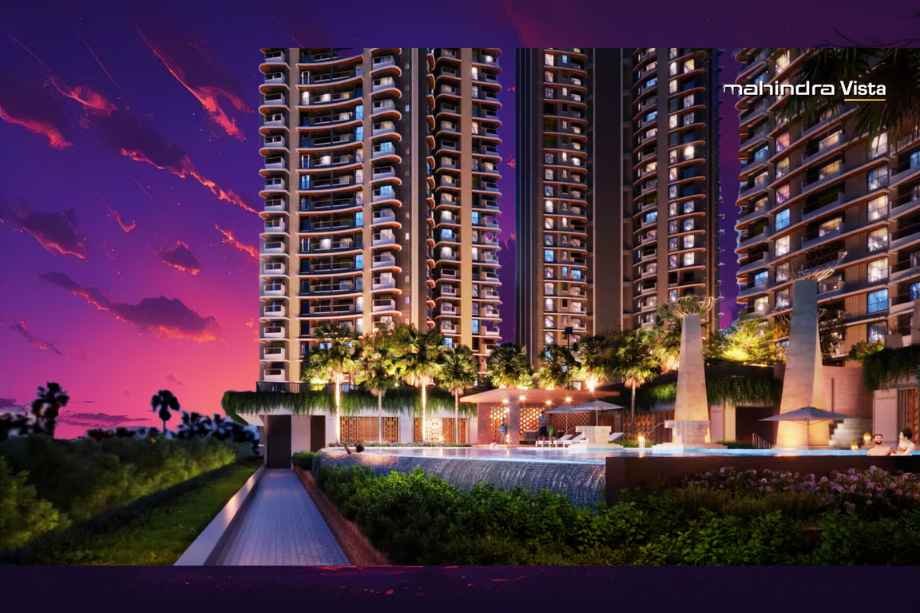 Mahindra-Vista-Amenities-Infinity-Swimming-Pool