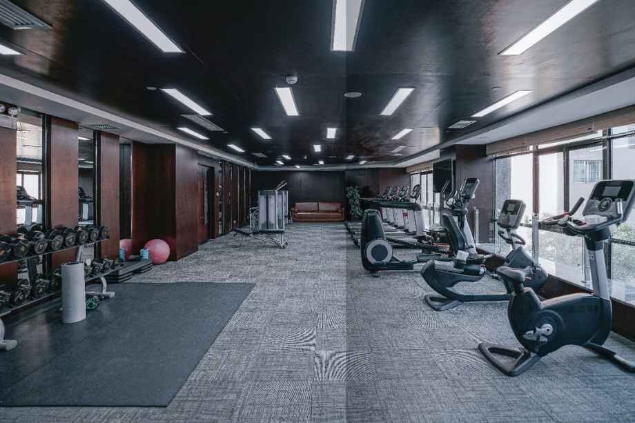 Dosti-Pine-Amenities-Gym