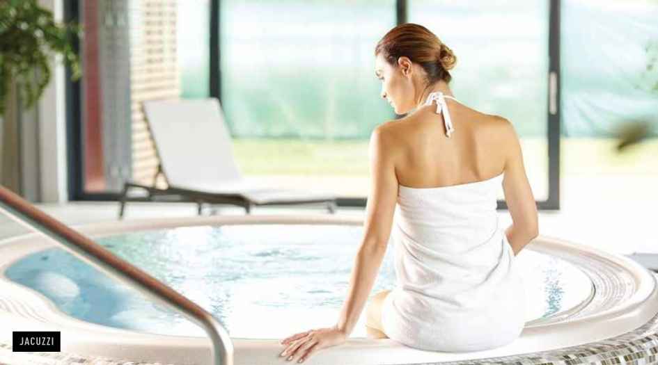 Urban-Skyline-jacuzzi