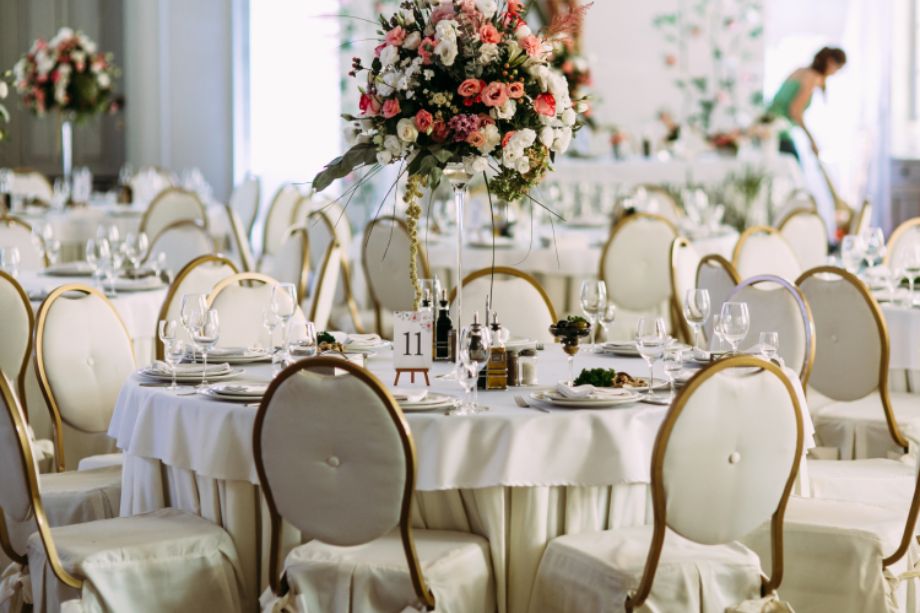 Vihang-Elysia-Thane-Infinity-Amenities-Party-Hall